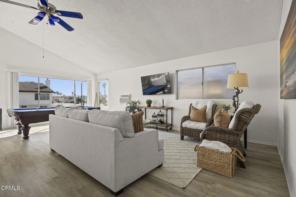 261 Hollywood Boulevard Property Photo 14