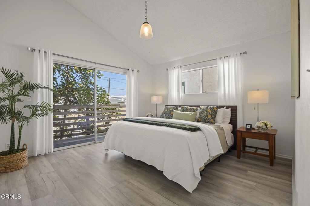 261 Hollywood Boulevard Property Photo 32