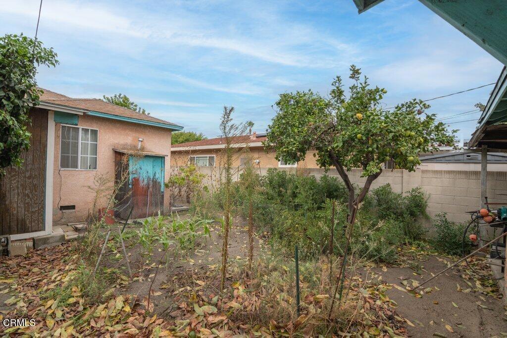10942 Cedar Street Property Photo 14