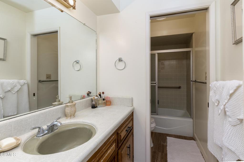 1419 Thunderbird Street Property Photo 28