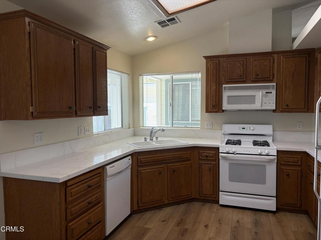 4250 Bradley Road Property Photo 11