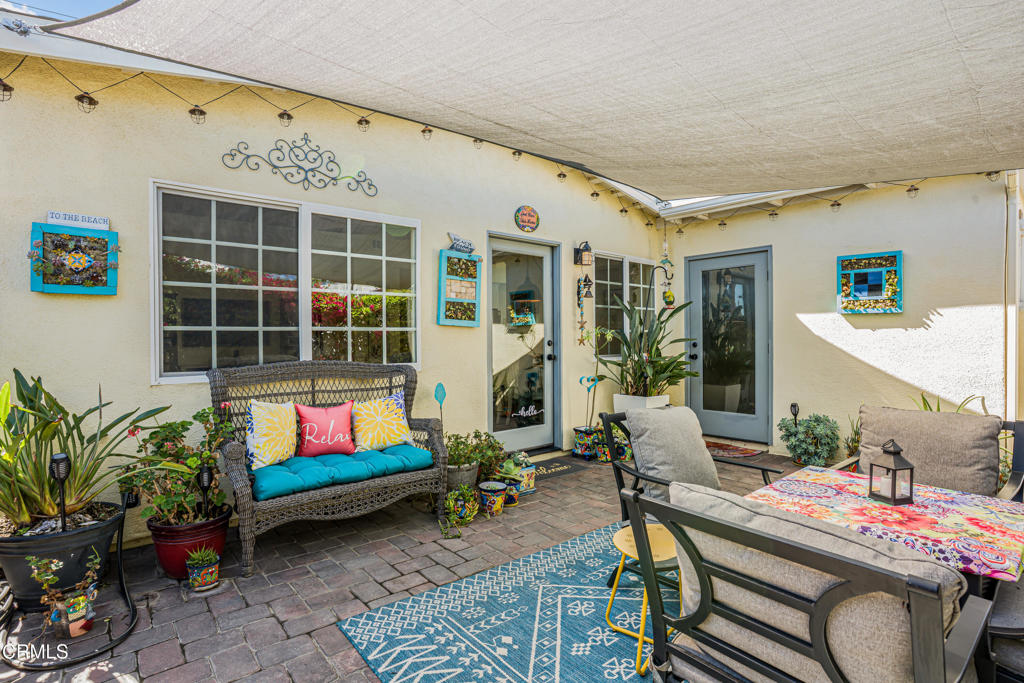 328 Santa Monica Drive Property Photo 3