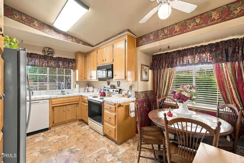 8709 White Rock Drive Property Photo 17