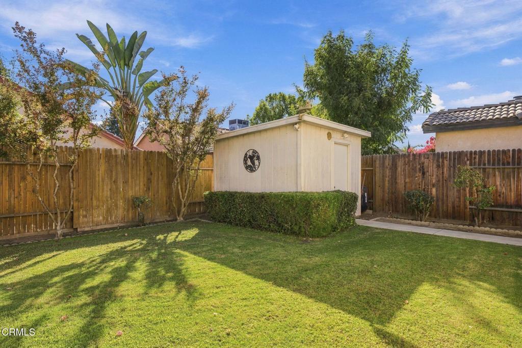 8709 White Rock Drive Property Photo 40