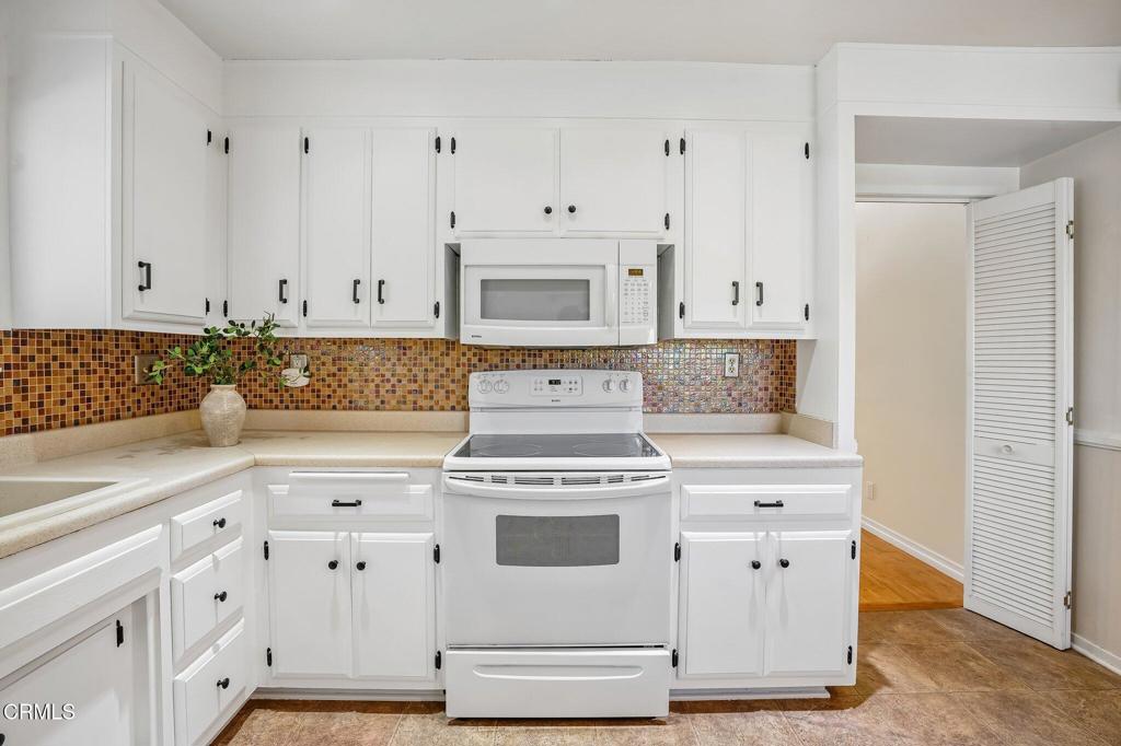 2571 Neptune Place Property Photo 16