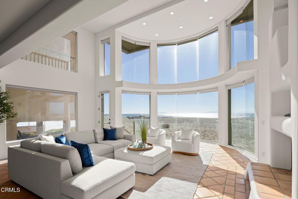 1045 Mandalay Beach Road Property Photo 8