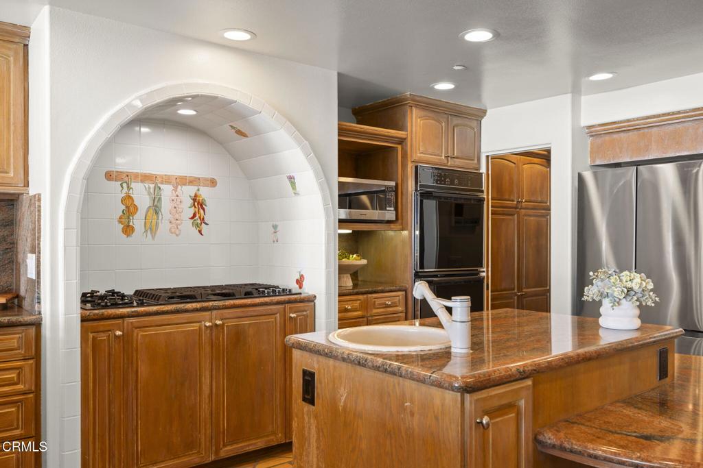 1045 Mandalay Beach Road Property Photo 19