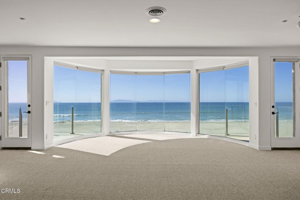 1045 Mandalay Beach Road Property Photo 28