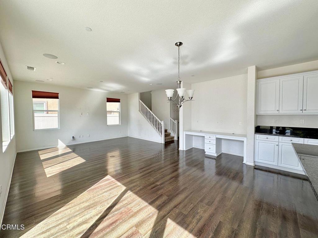 682 Seine River Way Property Photo 6