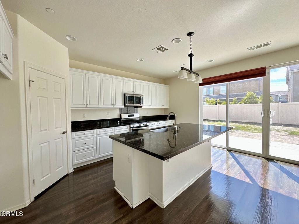 682 Seine River Way Property Photo 11