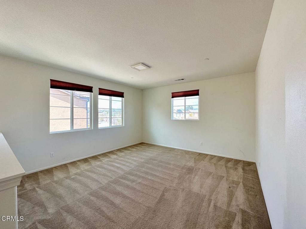 682 Seine River Way Property Photo 18