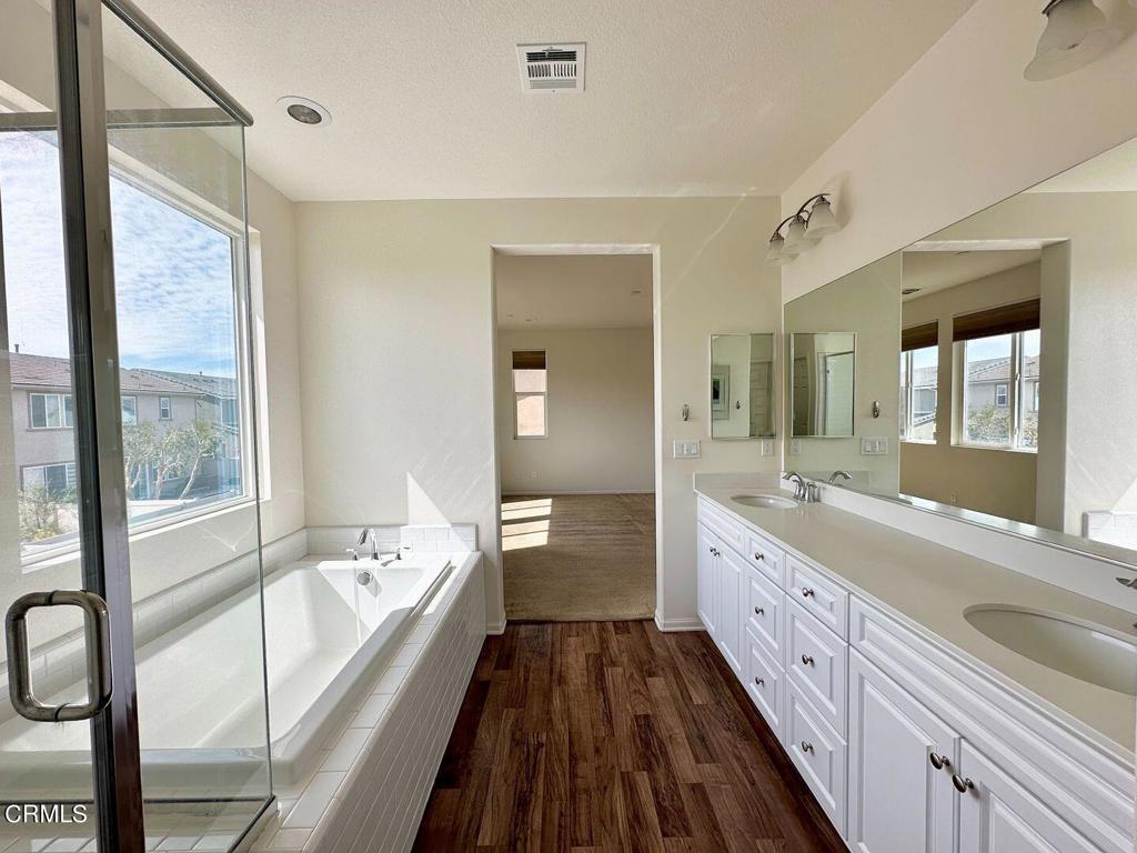 682 Seine River Way Property Photo 24