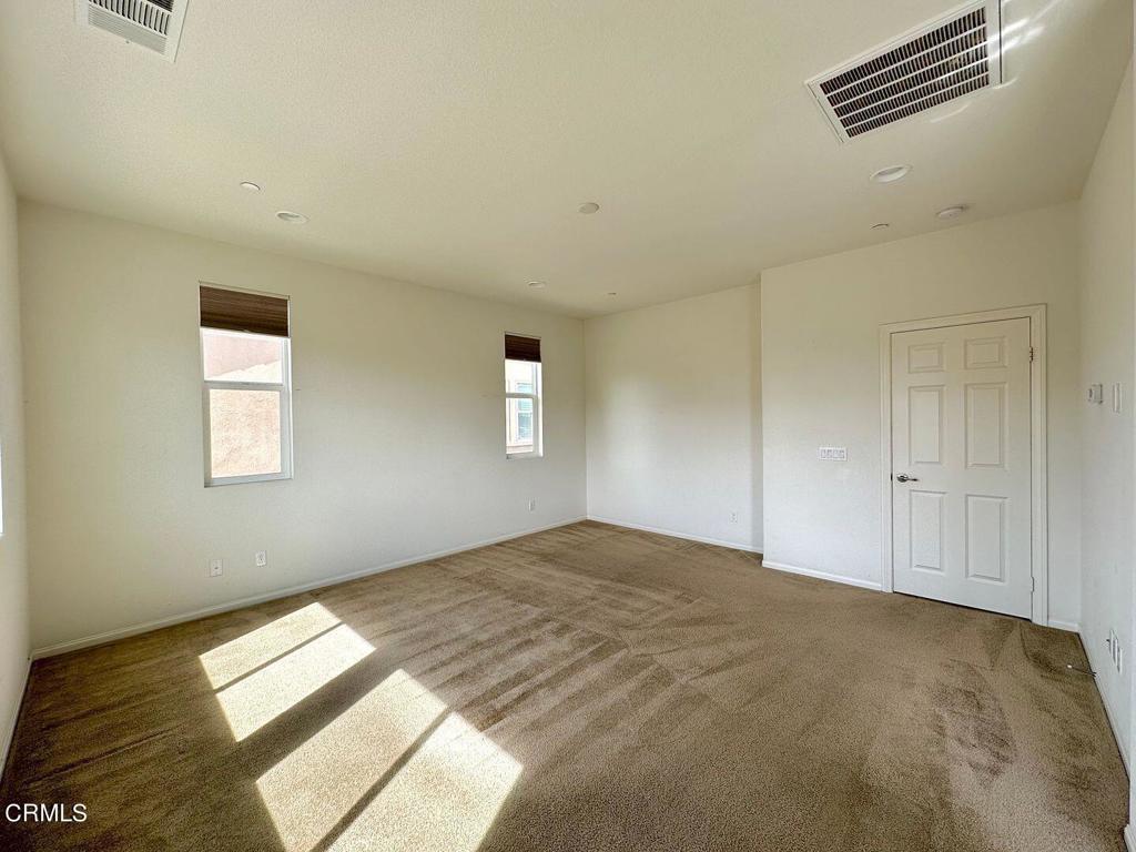 682 Seine River Way Property Photo 29