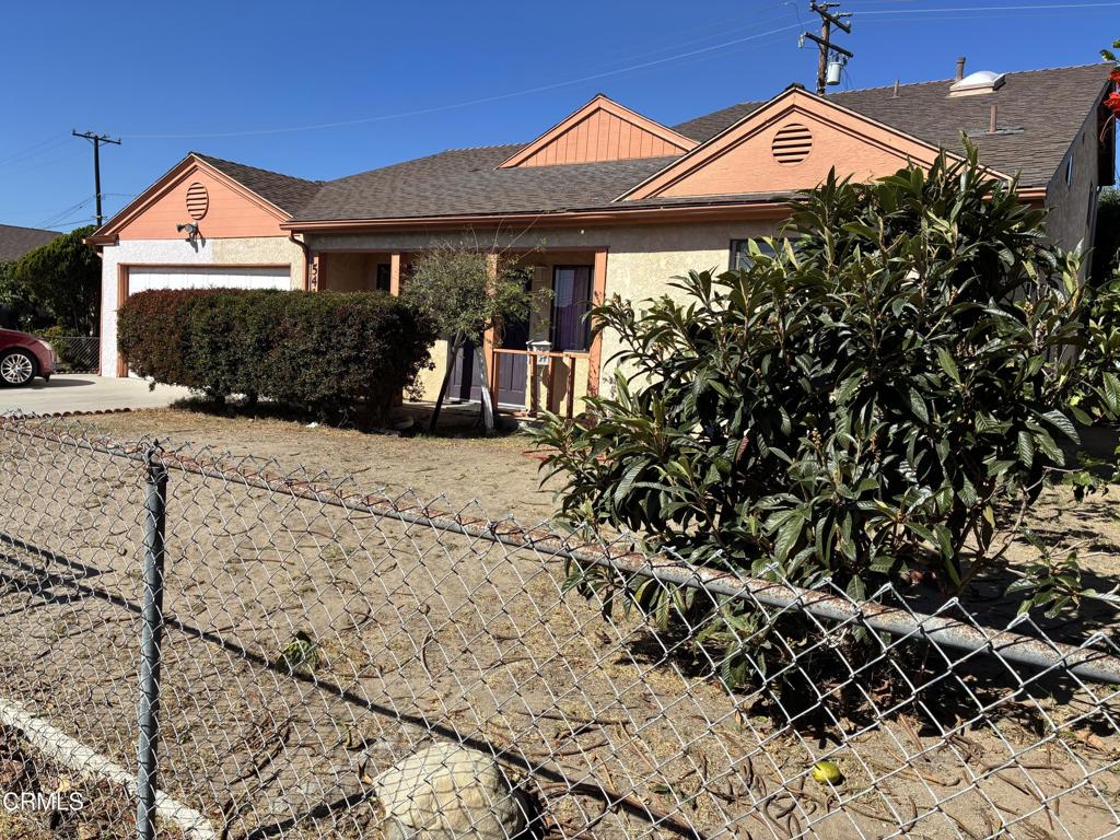 541 La Canada Avenue Property Photo 2