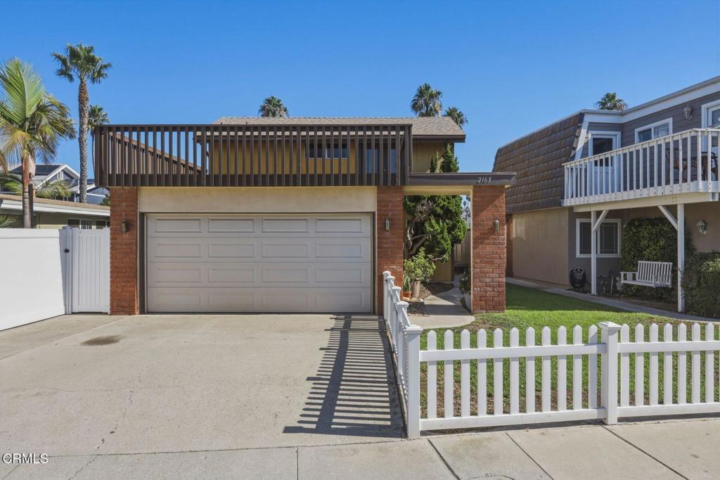 2163 Monmouth Drive Property Photo 2