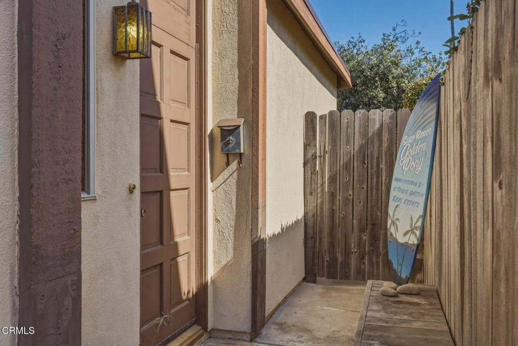 2163 Monmouth Drive Property Photo 3