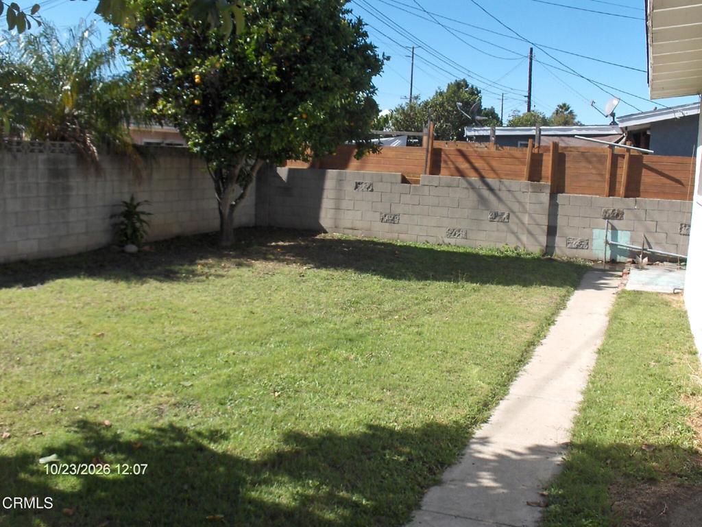 2100 W Geneva Way Property Photo 8
