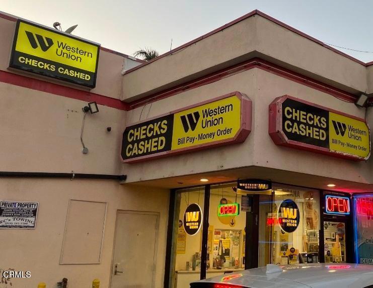 14909 Sherman Way Property Photo 1