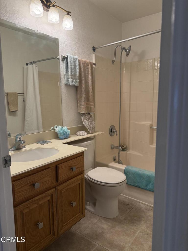 6038 Via Montanez Property Photo 9