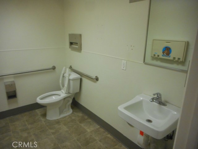 14080 Palm Palm Drive A Property Photo 6