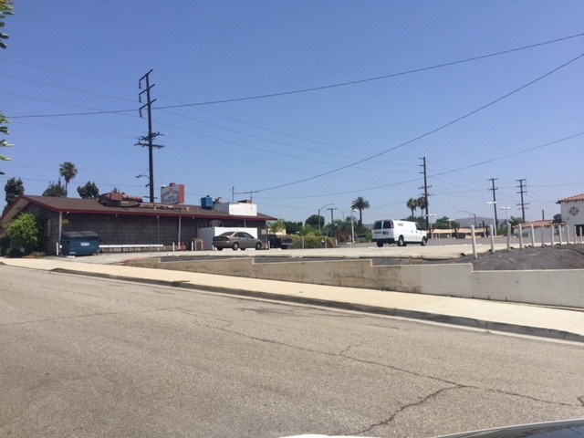 150 W Whittier Boulevard Property Photo 2