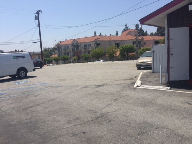 150 W Whittier Boulevard Property Photo 5
