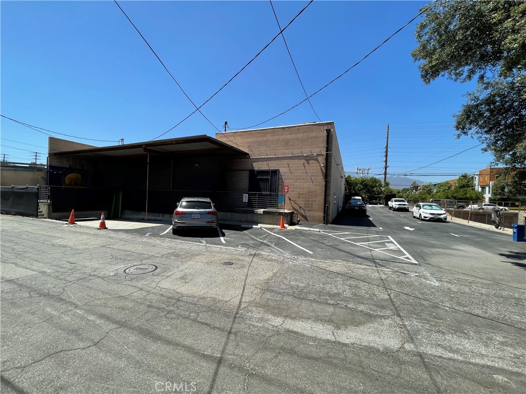 140 W Live Oak Avenue Property Photo 10