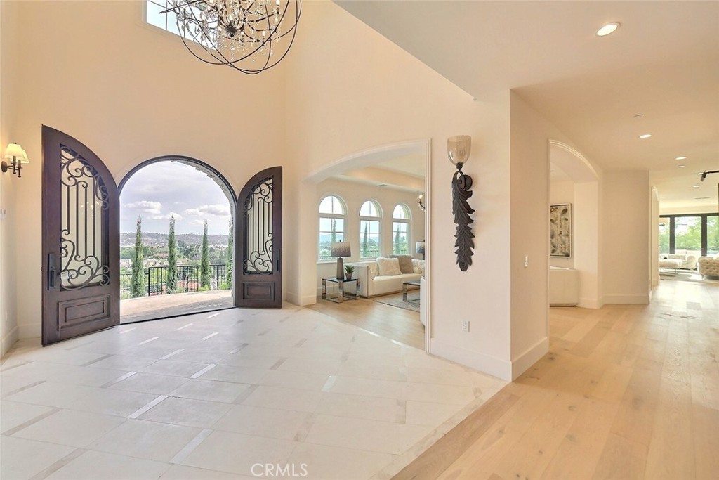 20479 Gartel Drive Property Photo 10