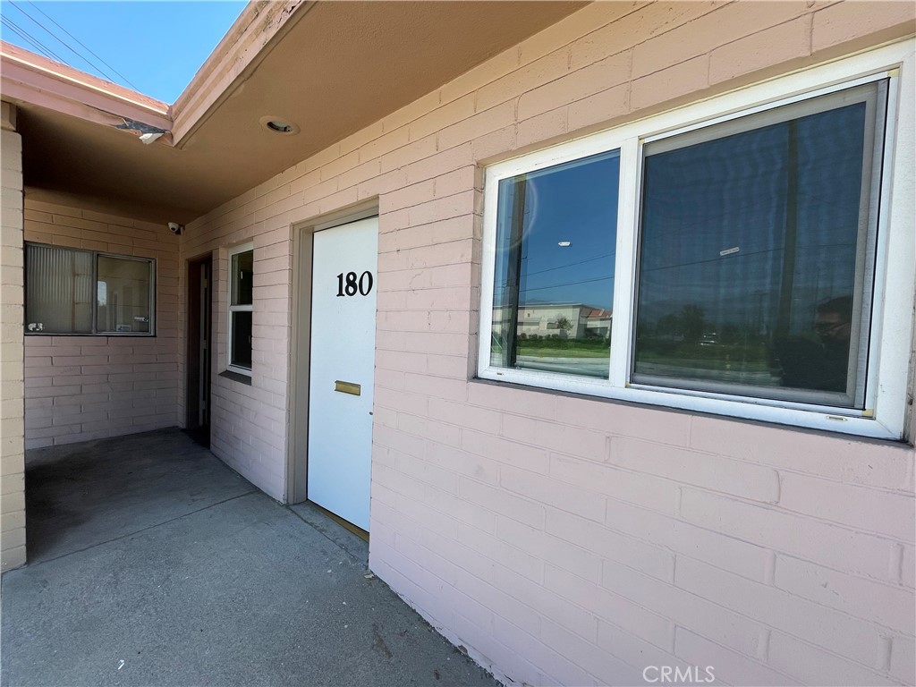 180 W Live Oak Avenue Property Photo 2