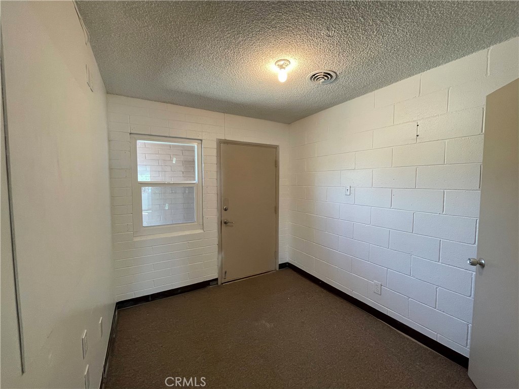 180 W Live Oak Avenue Property Photo 11