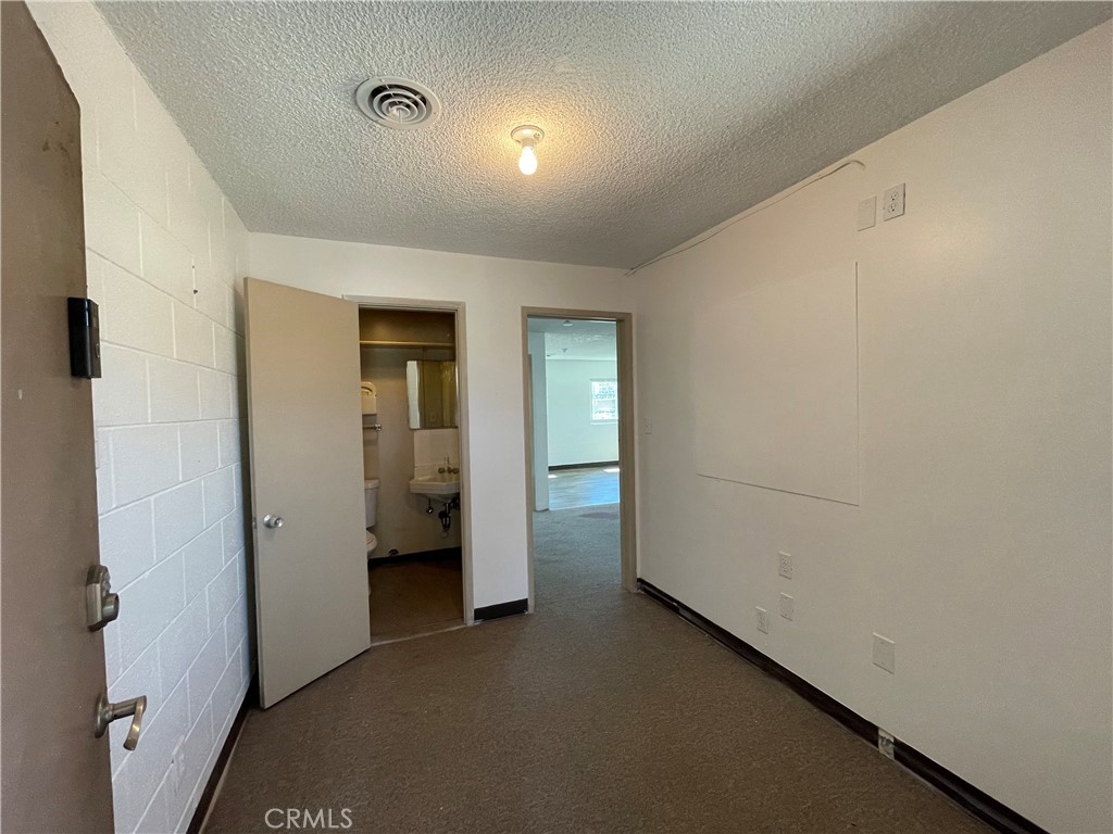 180 W Live Oak Avenue Property Photo 12