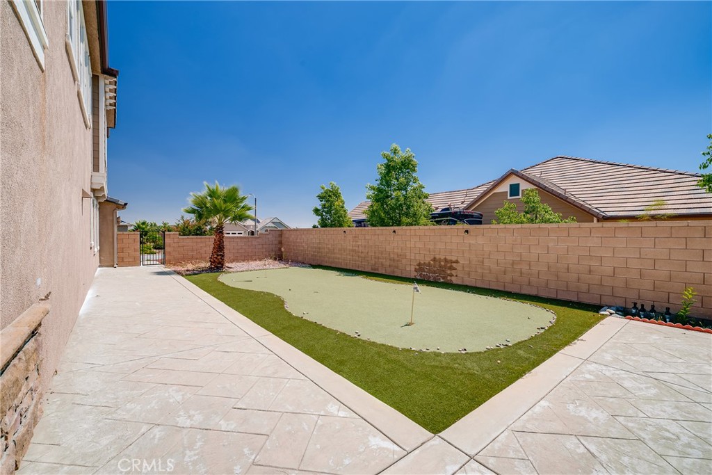 6346 Sloane Court Property Photo 32