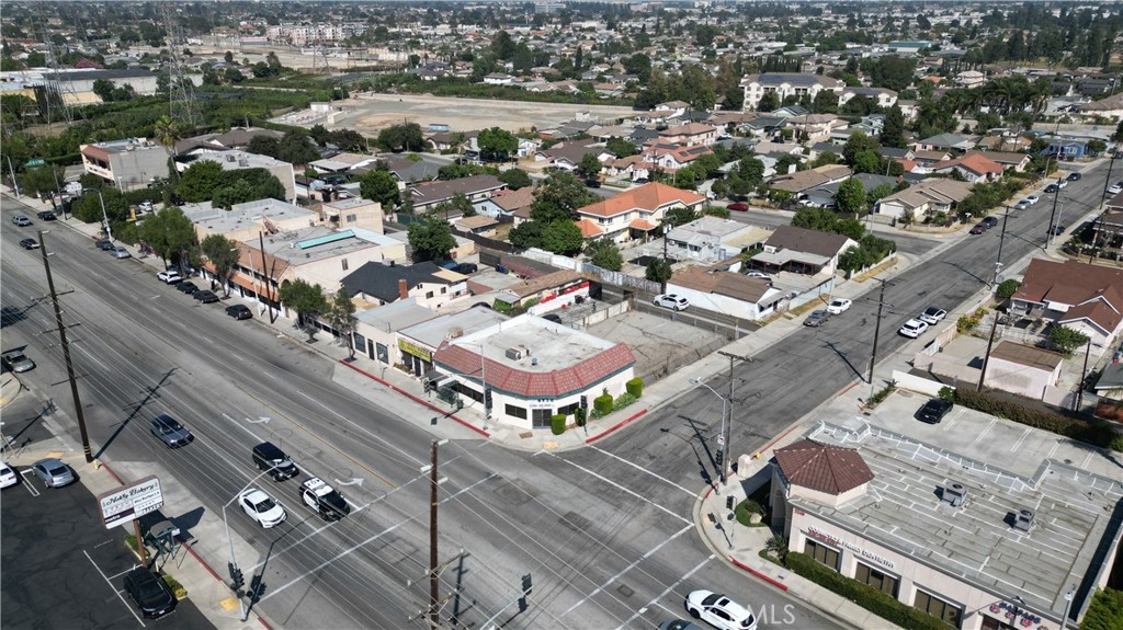 2404 San Gabriel Boulevard Property Photo 2