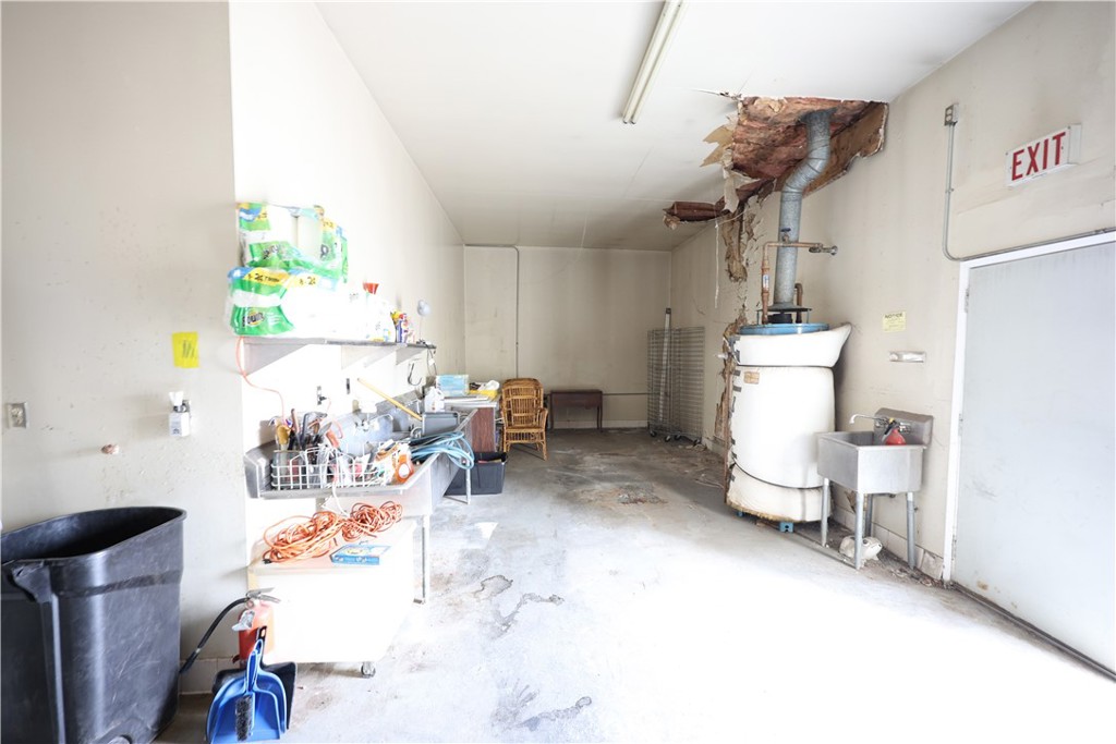 2404 San Gabriel Boulevard Property Photo 9