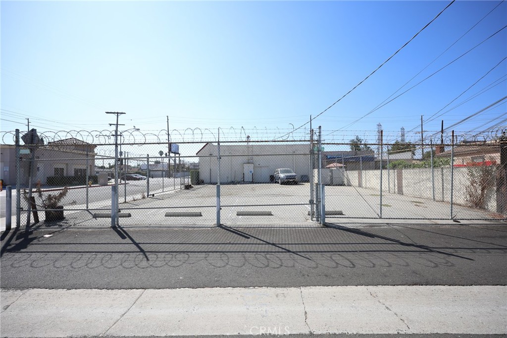 2404 San Gabriel Boulevard Property Photo 13