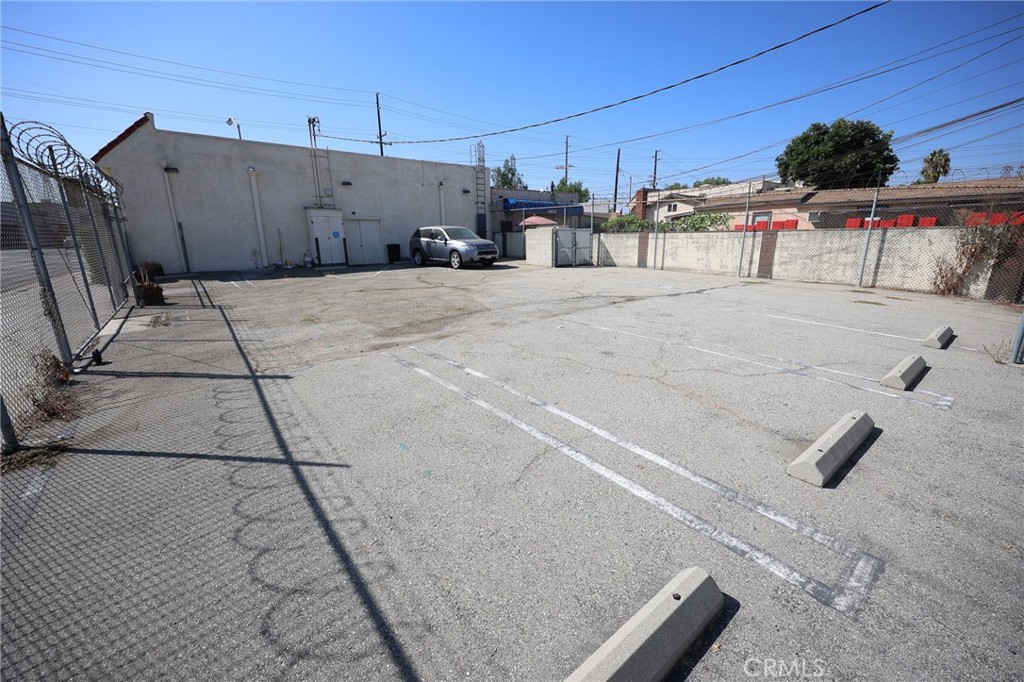 2404 San Gabriel Boulevard Property Photo 14