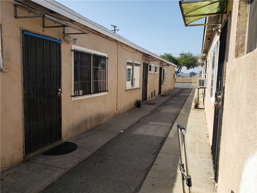 15510 Pioneer Boulevard Property Photo 9