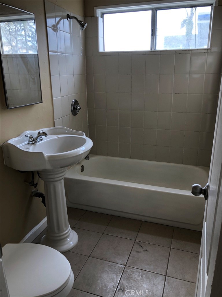 15510 Pioneer Boulevard Property Photo 15