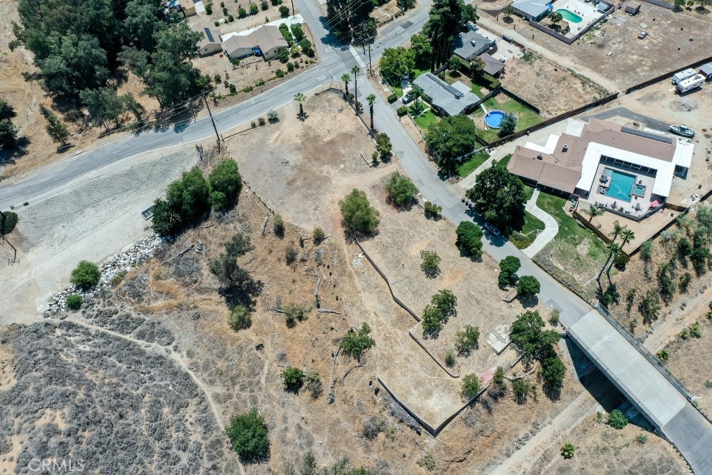 21894 Vivienda Avenue Property Photo 1