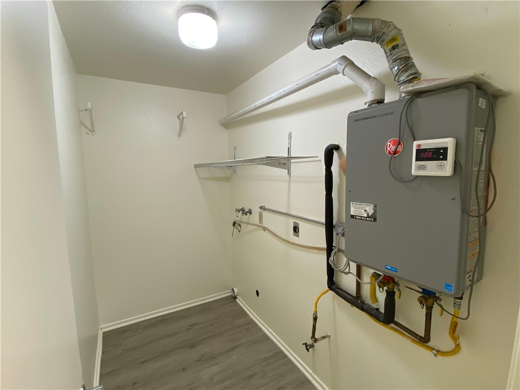 4411 1/2 Merced Avenue 18 Property Photo 13