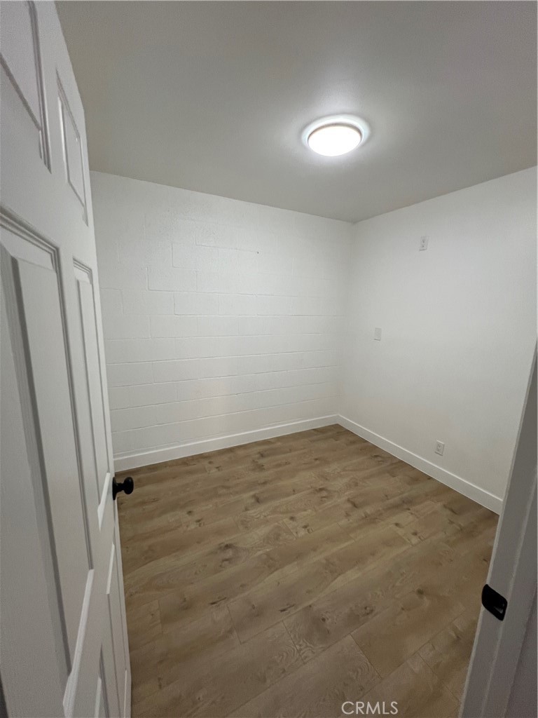 8422 S San Pedro Street Property Photo 15