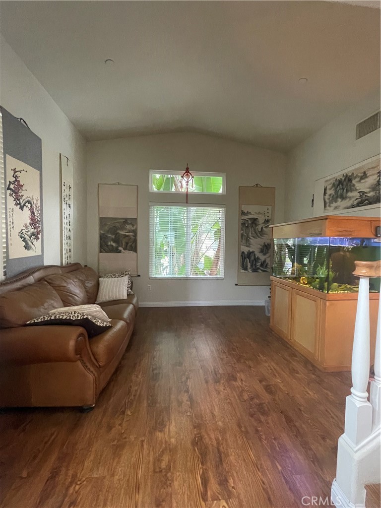 20 Silver Forest Court Property Photo 4