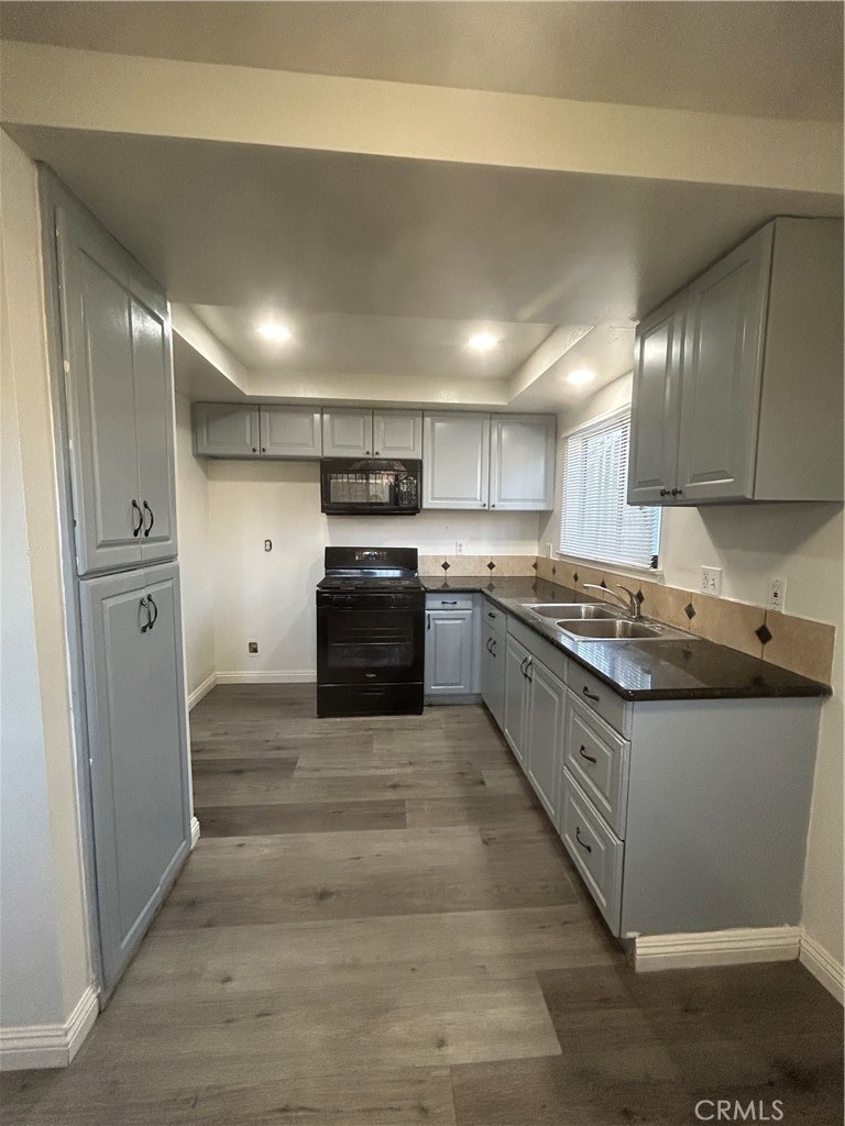 125 Magnolia Avenue A Property Photo 5