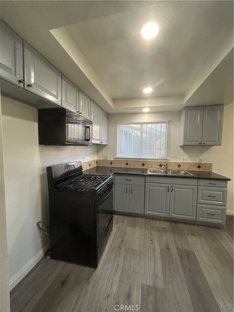 125 Magnolia Avenue A Property Photo 6