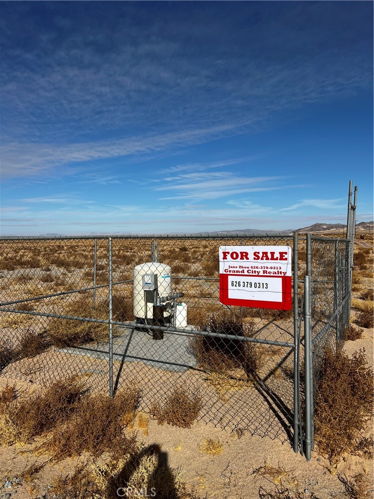 49652 Silver Valley Road Property Photo 2