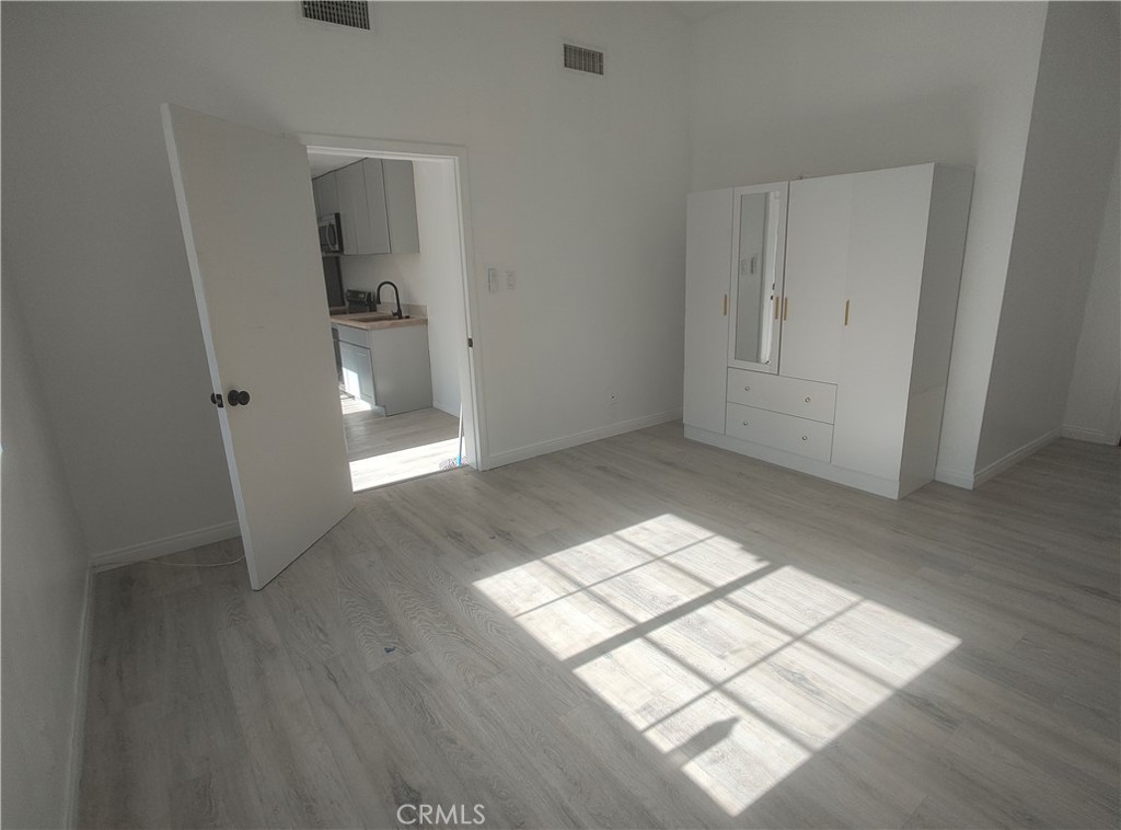 7716 Owensmouth Avenue Property Photo 8