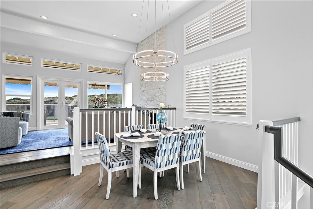 75 Palm Beach Court Property Photo 8