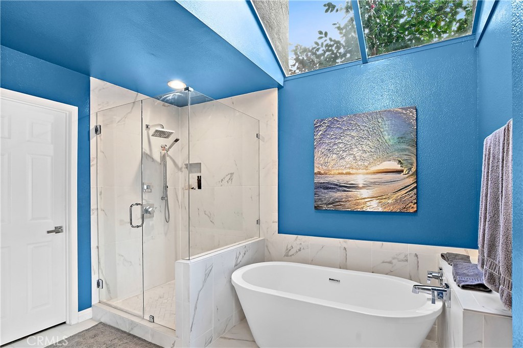 75 Palm Beach Court Property Photo 17