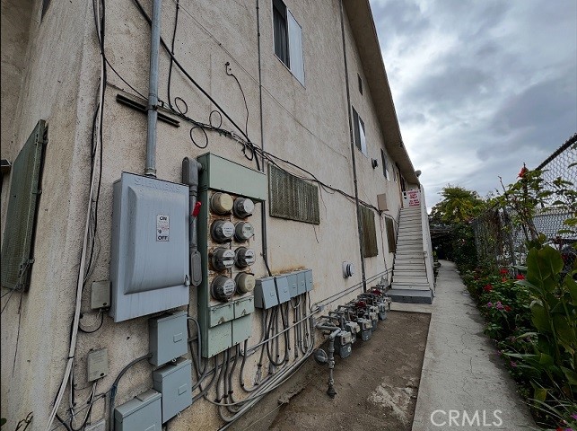 150 W 33rd Street Property Photo 2