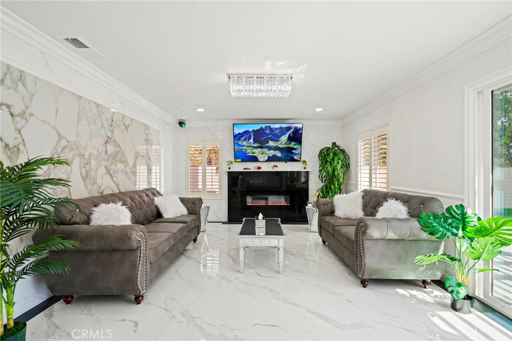 20824 Fuero Drive Property Photo 10